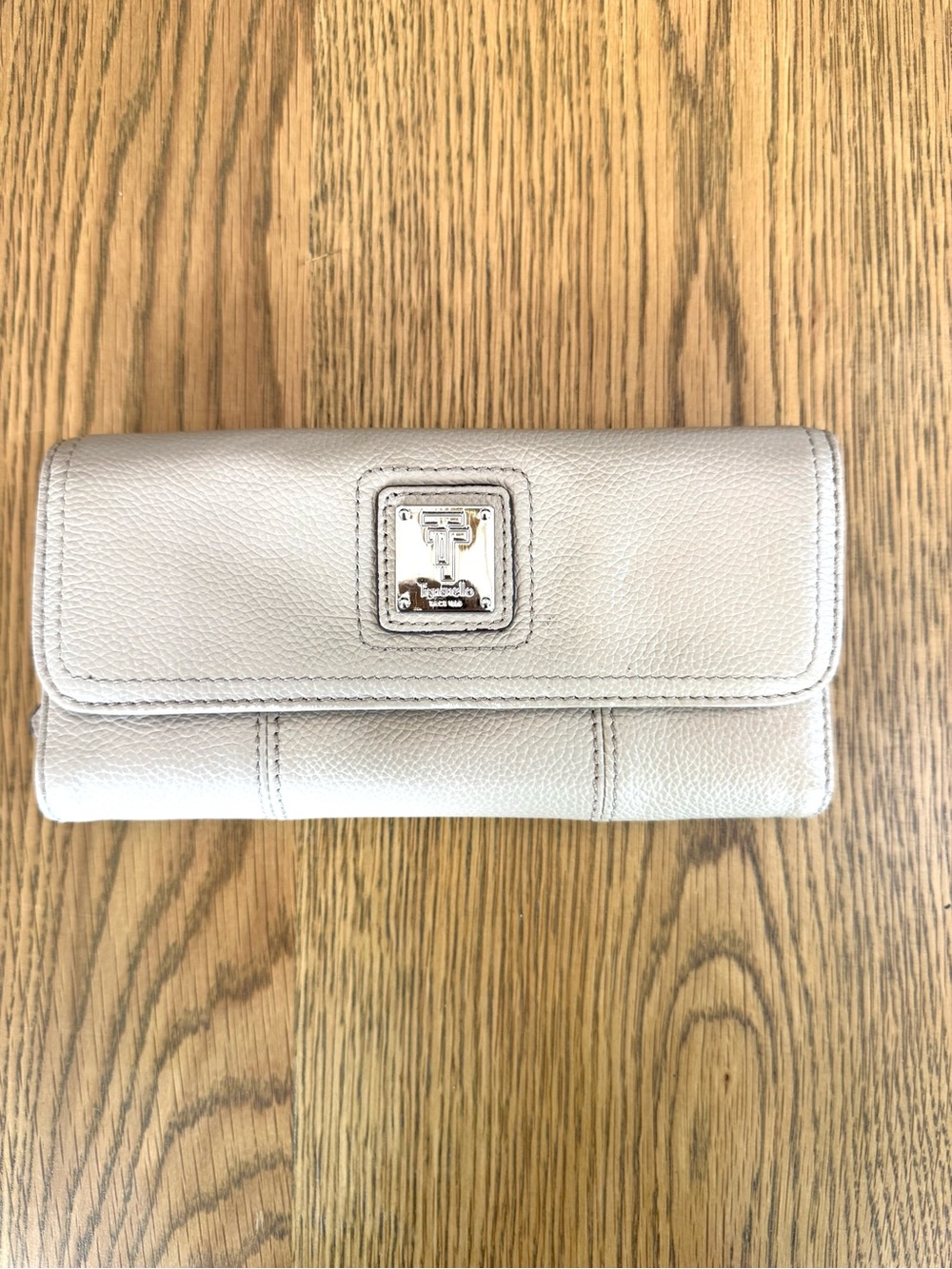 Tignanello Pebbled Leather Continental Wallet Cream Logo Long Wallet